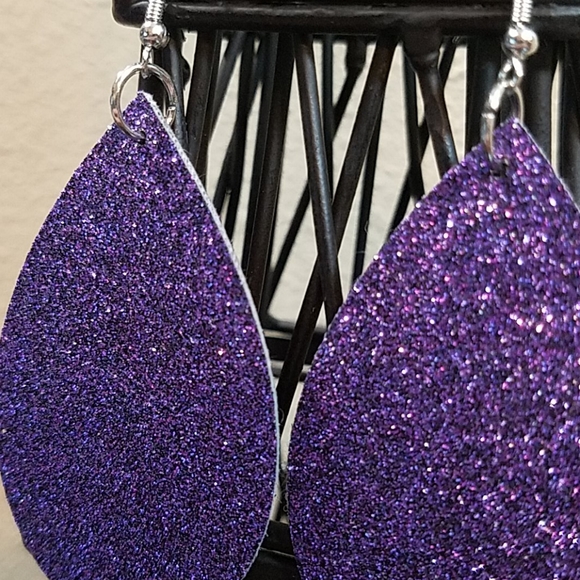 Fine Glitter Faux Leather Earrings - Picture 2 of 3